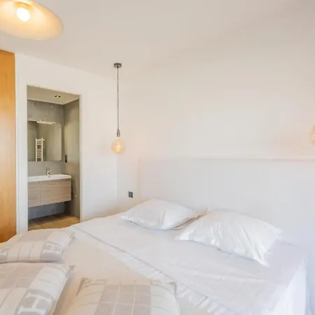 Pinede Sea View Lux Apartmán